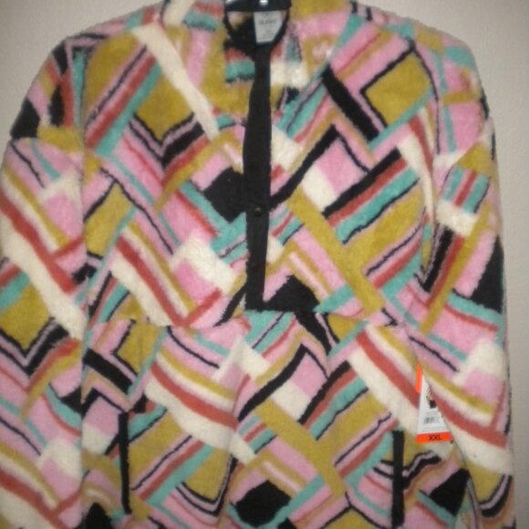 Hurley Women's Plus Size XXL Pink Pattern Soft Fleece Pullover Sweatshirt NWT - Picture 3 of 6